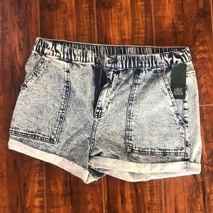 Wild Fable Acid Wash High Waisted Denim Sh…